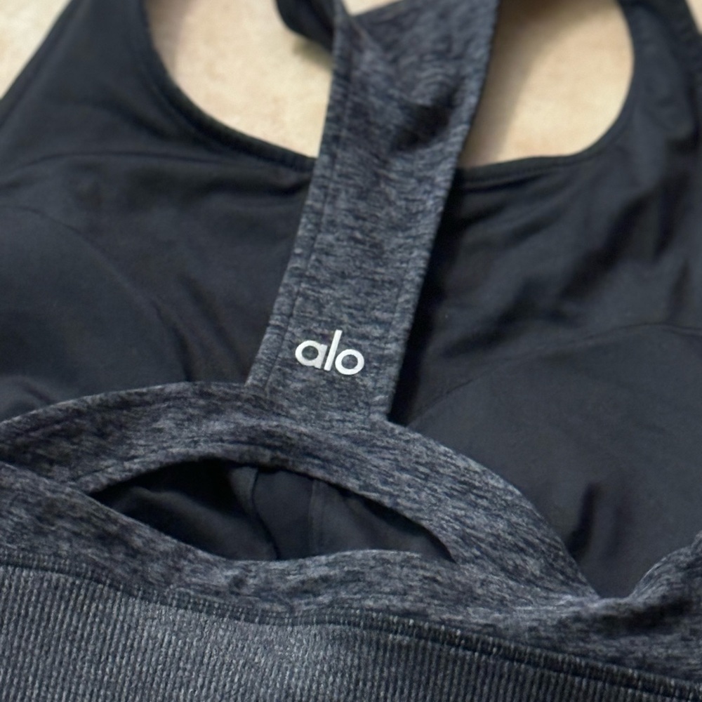 ALO Yoga Women's Soft Serenity High Neck Sports Bra